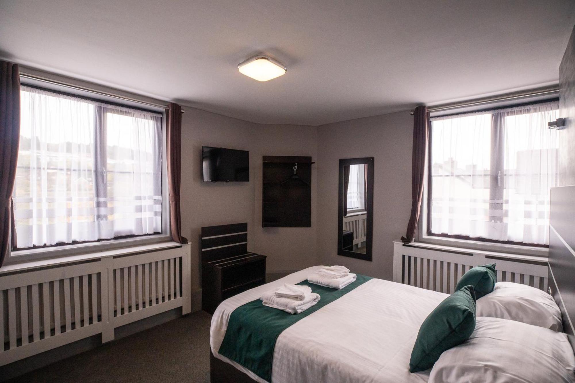 Best Western Ebbw Vale Ngoại thất bức ảnh